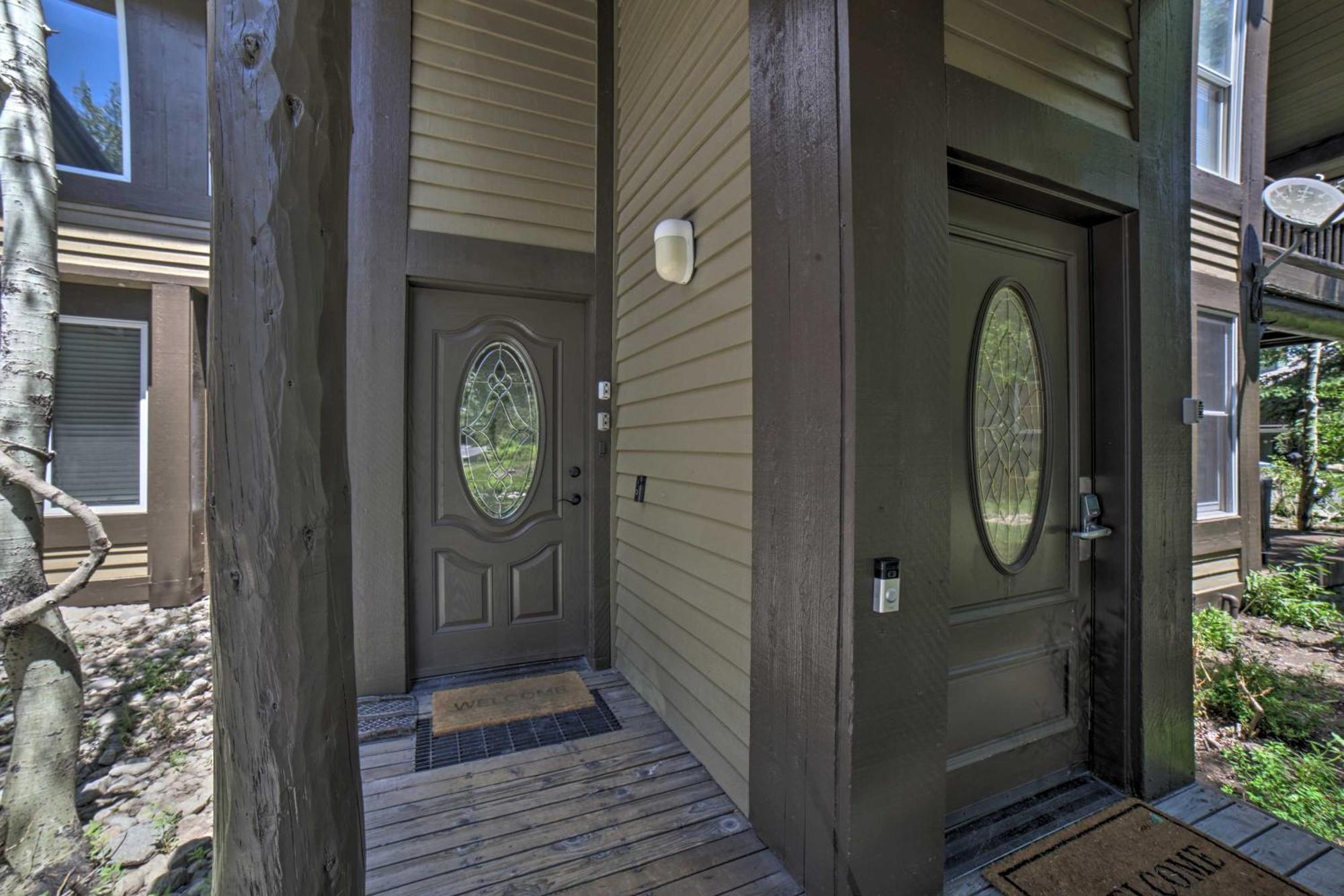 Mammoth Lakes Vacation Rental With Community Hot Tub Exterior photo