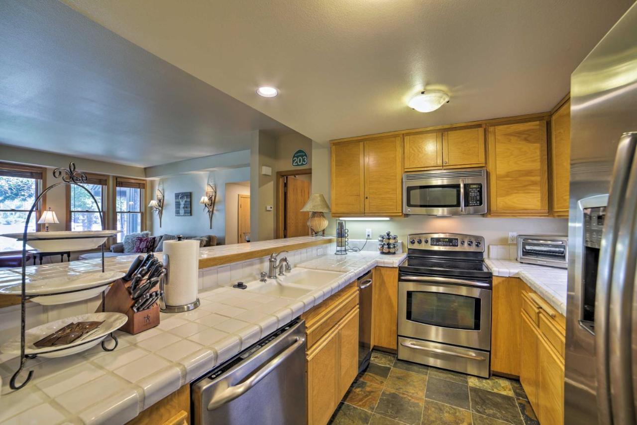 Mammoth Lakes Vacation Rental With Community Hot Tub Exterior photo